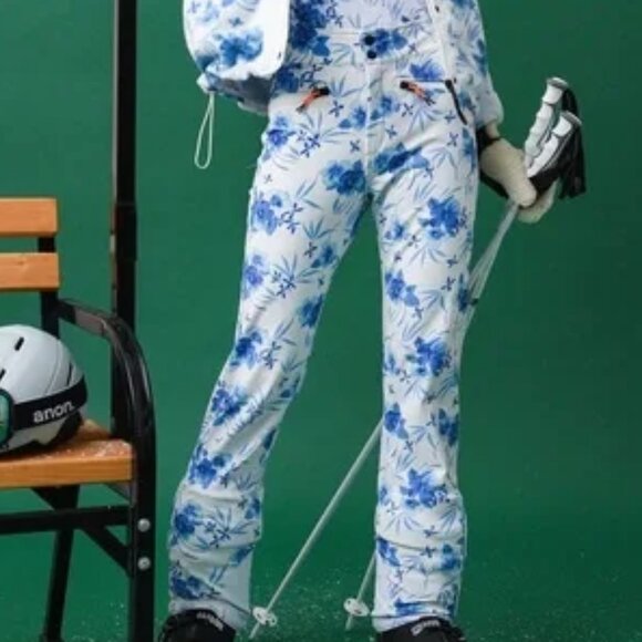 BOGNER FIRE + ICE X LOVE SHACK FANCY Women's Ireen Blue Floral Ski Pants 8 NWT - Picture 2 of 9